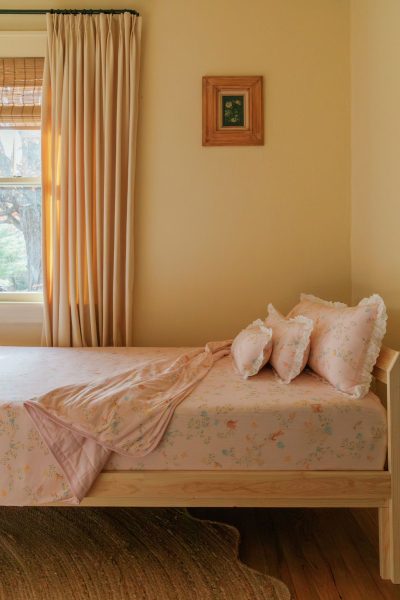 Luxe Bamboo Bed Sheet - Chinoiserie (Pink)