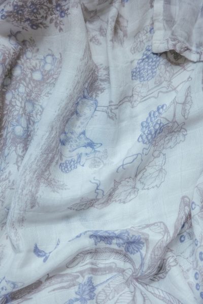 Soft Bamboo Swaddle Fruit Toile (White/Violet)
